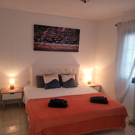 Nenita Apartment Калета де Фусте Екстериор снимка