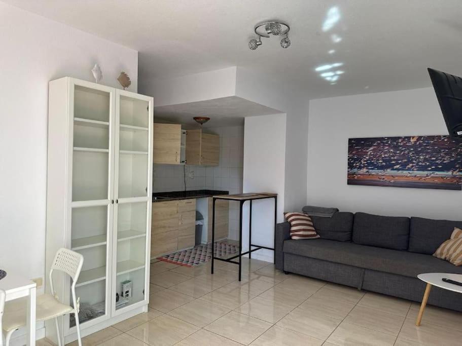 Nenita Apartment Калета де Фусте Екстериор снимка